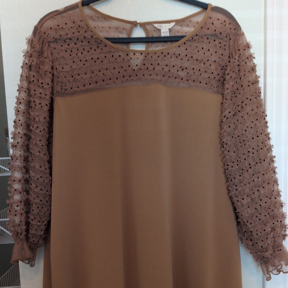 Cato Blouse Women 18/20W Tan Polka Dot Mesh Ruffle Sleeve Keyhole Back Top